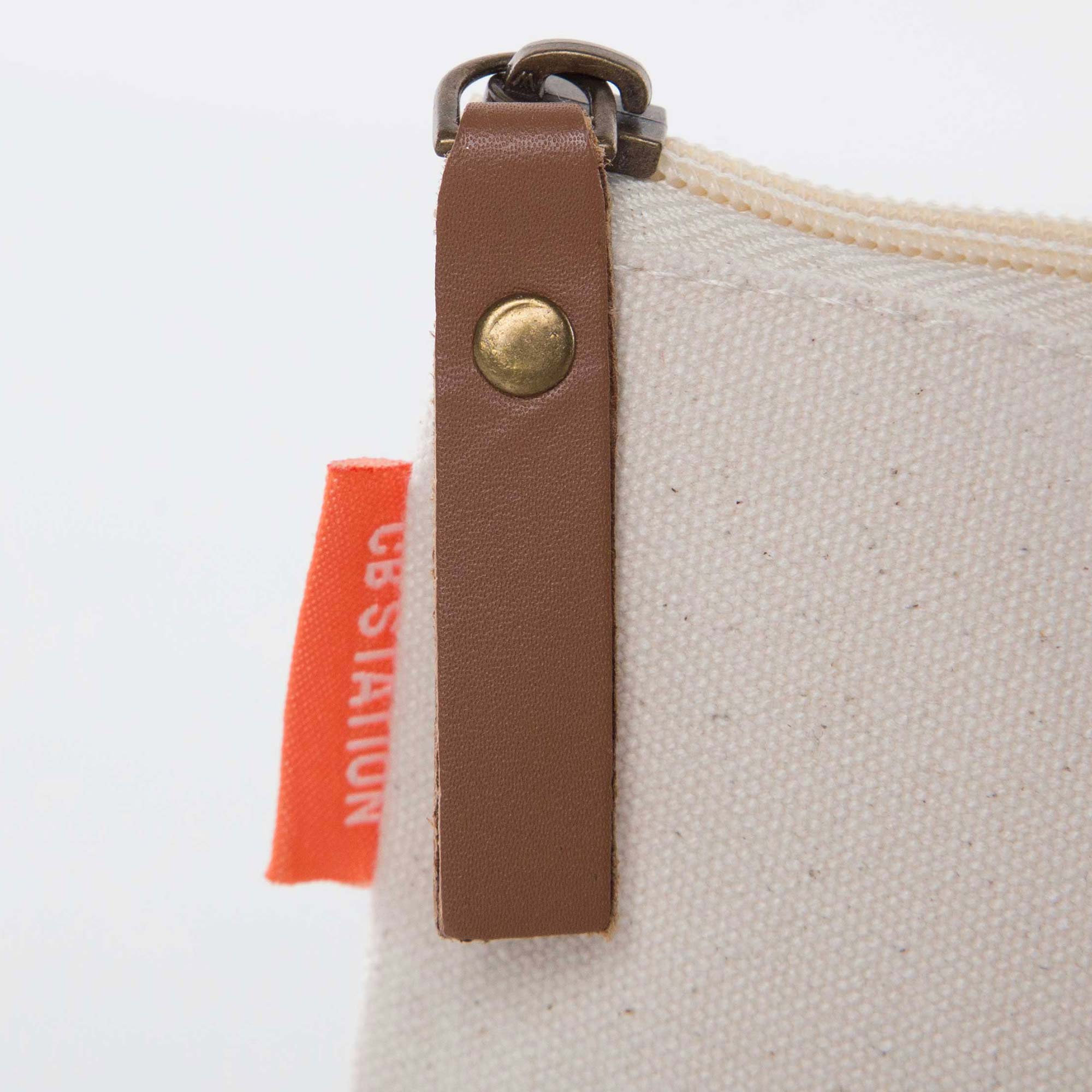 Leather zipper pull Leather zipper pull