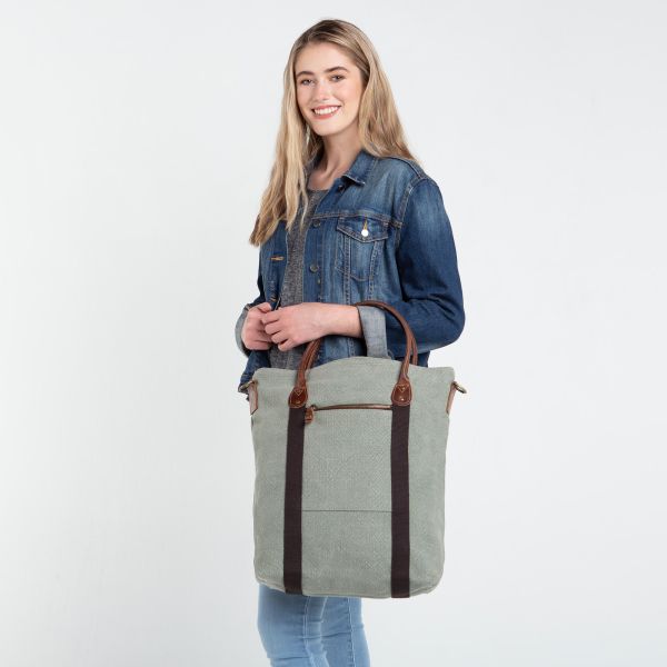 Jute Flight Bag