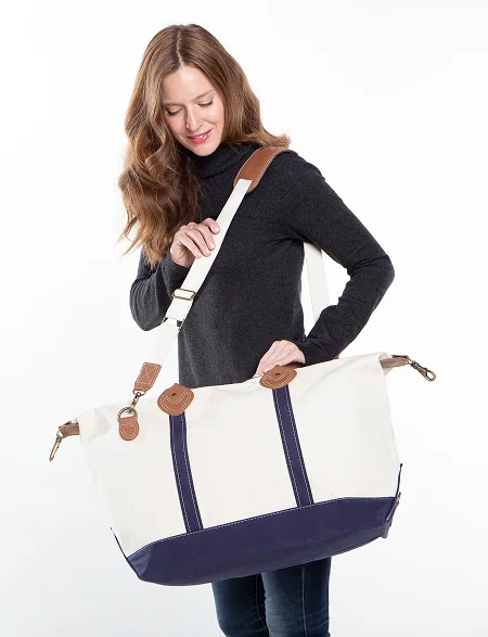 Canvas weekender bag for travel