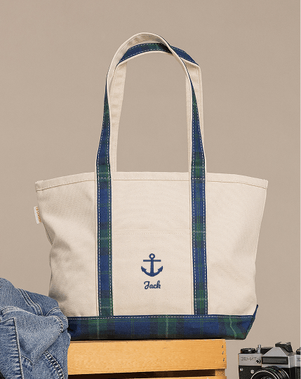 Icon embroidery on a tote bag pocket