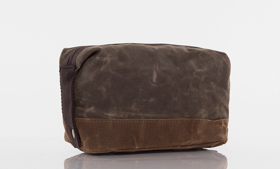 Why Waxed Canvas Travel Bags are so Popular | CB Station